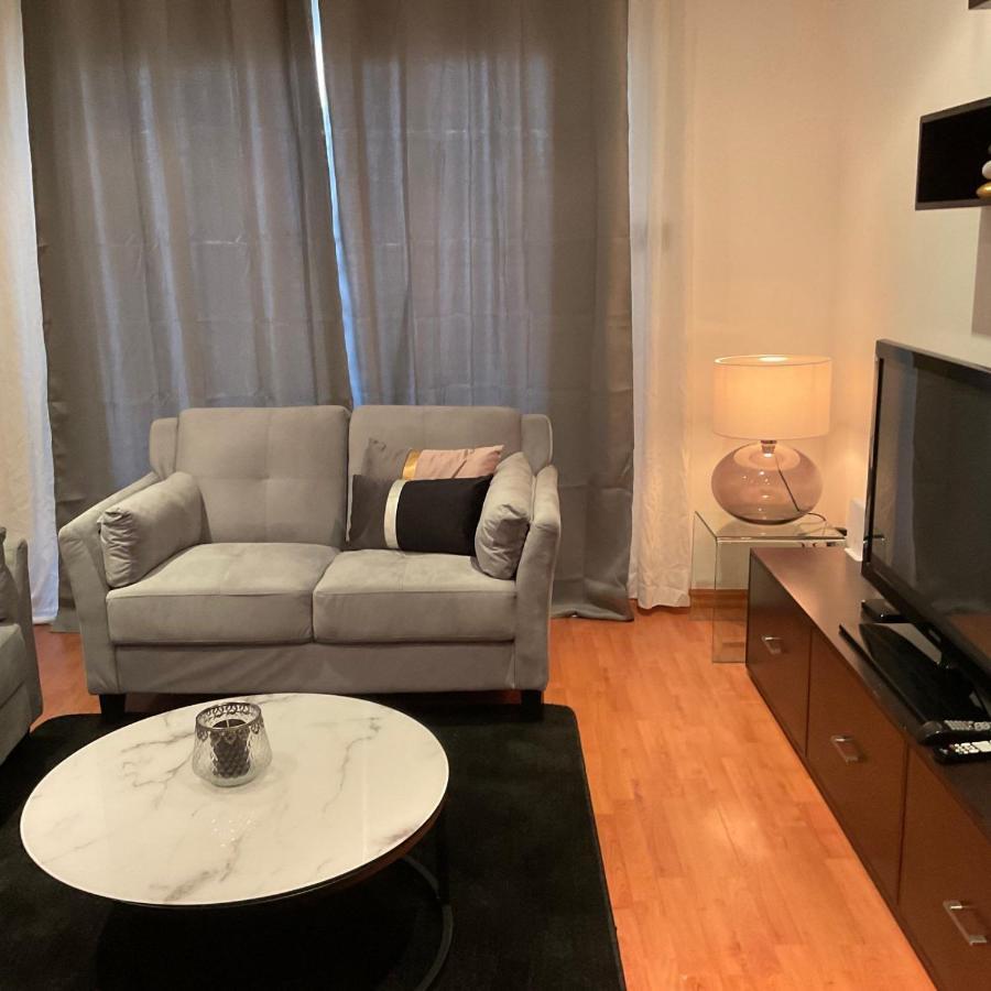 Staycity Flat!!! Nicosia Exteriör bild